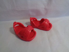 Mattel 2005 Viacom Replacement Red Doll Shoes Sandals  - $2.51