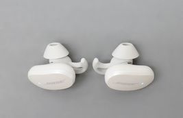 Bose Quiet Comfort Wireless Earbuds - Soapstone 831262-0020 image 5