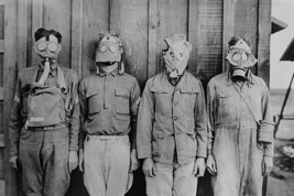 English, German, French and American don their gas mask styles in World War I li - £17.37 GBP+