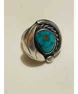 VINTAGE STERLING SILVER TURQUOISE RING - £98.32 GBP
