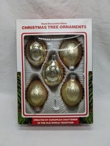 Vintage European Craftsman In The Old World Tradition Gold Teardrop Ornaments  - £47.46 GBP