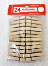 Vintage NOS 24 Spring Clothespins First Quality 1 3/4 inch Doll Teddy be... - €12,33 EUR