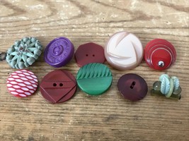 Vintage Mid Century Antique Set Lot 10 Mixed Red Green Purple Novelty Bu... - $29.69