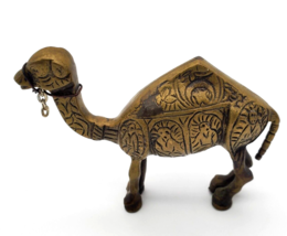 Vintage Solid Brass Camel 4&quot; Figurine Patina Figure Stands Etched Graphi... - £9.59 GBP