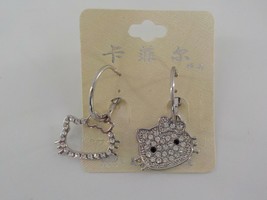 Hello Kitty Sparkly Dangle Leverback Earrings White Silver Fashion Jewelry New - £11.74 GBP