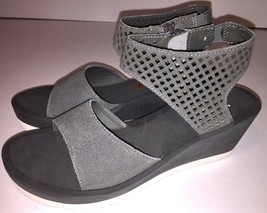 Yellow Box Wedge Sandals Women&#39;s Becker Gray Suede Ankle Strap Zipper NW... - £27.35 GBP