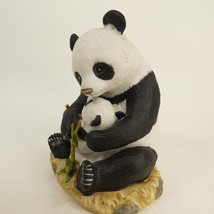 HomCo Panda and Cub Baby Masterpiece Porcelain Figure 1988  SIJK2 - £11.99 GBP