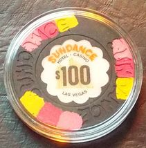(1) $100. Sundance CASINO CHIP - Las Vegas, Nevada - 1980 - £94.10 GBP