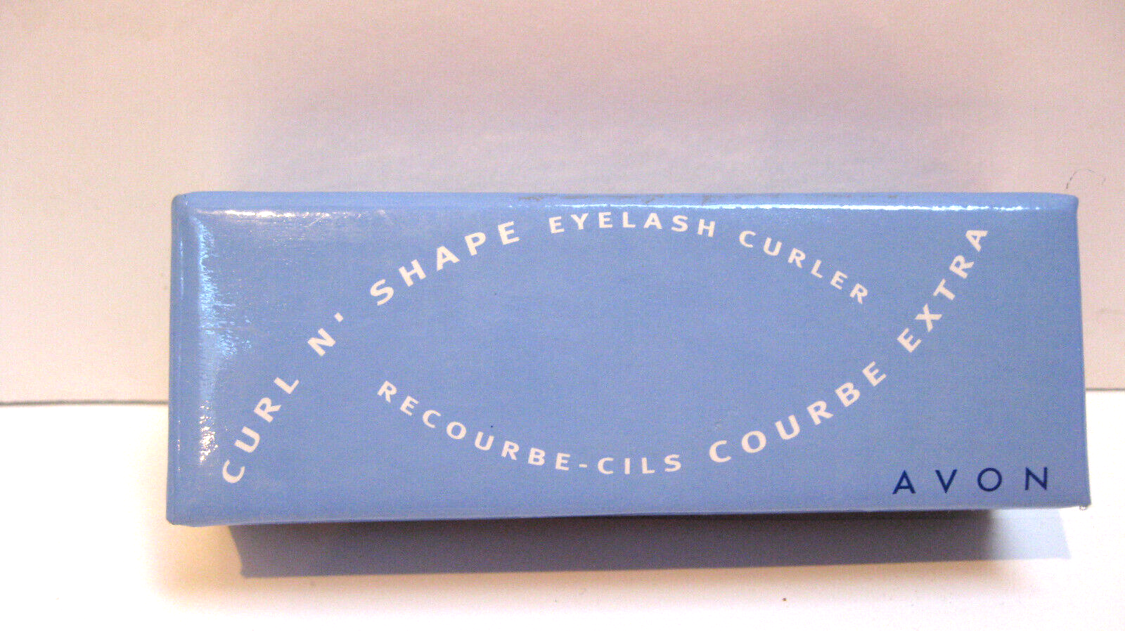 Avon Curl N' Shape Eyelash Curler 2003 New in Package - $8.98