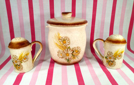 Charming Retro 5pc Daisy Design Stoneware Grease Jar + Salt and Pepper S... - £22.38 GBP