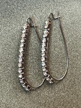 Classy Thin Silvertone Wire w Tiny Clear Rhinestone Teardrop Hoop Earrings for - £8.48 GBP