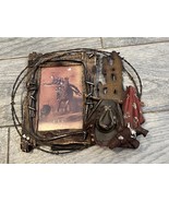 Western Cowboy Photo Frame Distressed Wood Picture Barbwire Hat Resin 3D... - $743.11 MXN