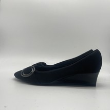Women&#39;s black Laura Scott low heeled shoes Size 7.5 Medium - £18.77 GBP