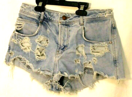 ZARA DENIM SHORTS WOMAN SIZE 4 LIGHT BLUE DESTROYED CUT OFF HOT PANTS TR... - $11.42