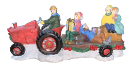 &quot;Holiday Carriage&quot; Christmas Figurine, Tractor Drawn Wagon w/Children &amp; ... - $405.47 MXN