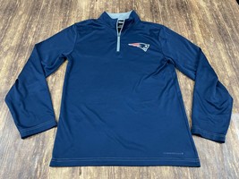 New England Patriots Men’s Blue Long-Sleeve Pullover – Majestic - Small - £4.31 GBP