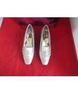 EASY STREET Entice Squared toe Pumps $60 - US Size 7  W - Silver Satin -... - €16,98 EUR