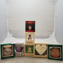 Hallmark Keepsake Cedar Waxwing Mother Christmas Collector&#39;s Series Ornament - £3.95 GBP