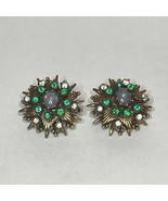 Set of 2 Starburst Pins Vintage Brooches Gold-Tone Green Rhinestone - $461.34 MXN
