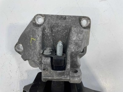 2018 Hyundai Elantra 2.0L SE Sedan LH Driver Side Transmission Frame Mount OEM Item image 4