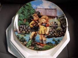 Hummel Hello Down There Little Companion Danbury Mint Plate New - £42.96 GBP