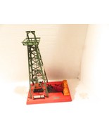 LIONEL POST-WAR - #455 OPERATING SUNOCO OIL DERRICK- WORKS GOOD-  FAIR - H1 - $86.43 CAD
