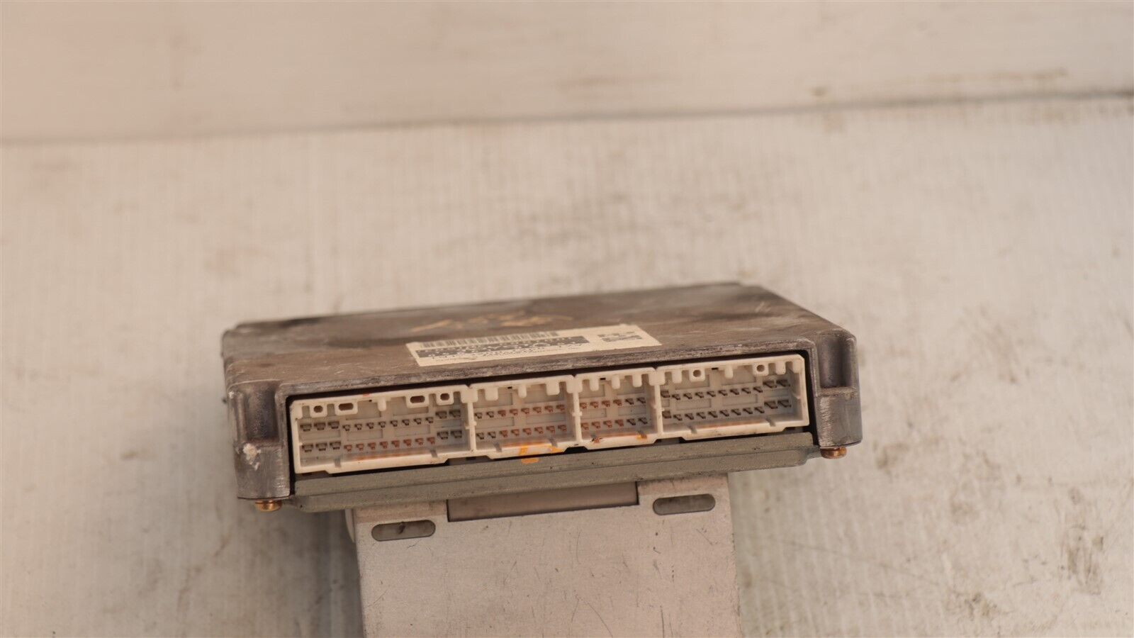 Toyota 2RZFE ECM ECU PCM Engine Computer Control Module 8966104351