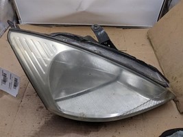 Passenger Headlight Excluding SVT Without 4 HID Bulbs Fits 00-02 FOCUS 301882 - £41.97 GBP