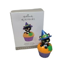 Punkin Kitty Cat Hallmark Keepsake Cupcake Series Halloween Pumpkin Ornament #3 - £19.95 GBP