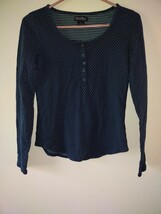 LUCKY BRAND Women Navy Blue Polka Dot Henley Long Sleeve Top Size Small EUC - $16.65 CAD