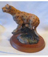 Beautiful Resin Cheetah on stump Statue Figurine - Wild Animal - £9.50 GBP