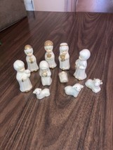 Miniature 10 Figurine Porcelain Nativity Scene - £7.42 GBP