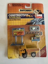 MATCHBOX SUPERFAST CONSTRUCTION ACTION PACK  DUMP TRUCK &amp; ACCESSORIES NE... - $9.89