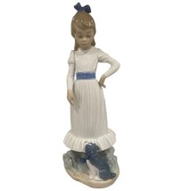 Nao By Lladro Daisa My Dog Does Tricks Figurine Girl Sitting Puppy Missing Hoop - £21.93 GBP