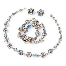 VTG Jewelry 3-D Gold Tone Carved Rose Beads Parure 3PC 50’S Necklace Ear... - $45.48