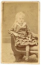 CIRCA 1800&#39;S CDV Beautiful Young Girl Posing Dress Owen Gregory Bridgeton, NJ - £7.57 GBP