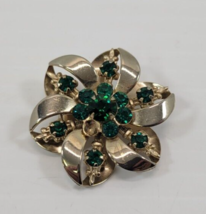 *B9) Vintage Gold Tone Faux Green Emerald Rhinestone Brooch Pin - $9.89