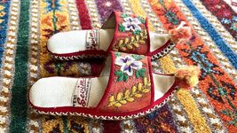 Vintage Oriental Bead Embroidered Shoes Slippers Mules Turned Up Toes Ch... - $64.25