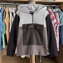 Hollywood The Jean People Boys M Colorblock Hoodie Black Gray Pullover EUC - $24.70