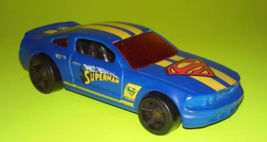 Hot Wheels Superman 2005 Ford Mustang GT blue  - $11.00