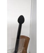 Clé de Peau EyeShadow foam Brush Full Size Sealed New - $9.90