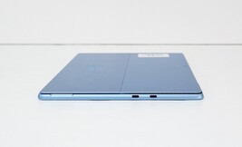 Microsoft Surface Pro 11th Gen 13” Snapdragon X Plus 16GB 512GB SSD Sapphire image 7