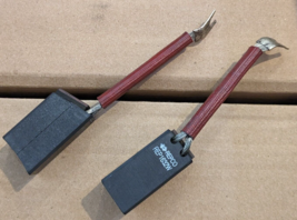Lot of 2 NOS REPCO REP1632W Motor Brushes   !! - £15.56 GBP