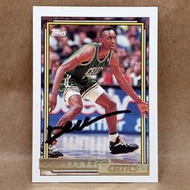1992-93 Topps Gold #17 Dee Brown SIGNED Autograph Boston Celtics Basketball Card - £7.86 GBP