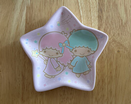 New Sanrio Little Twin Stars Star-Shaped Melamine Small Plates Dish 15.5... - $3.99