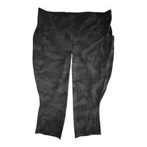 Lululemon Cropped Leggings Womens 20 Black Camouflage Stretch Yoga Gym C... - $36.33