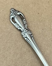Oneida Raphael Stainless-Ornate Floral Scroll Pierced-Choice of Sets &amp; P... - $110.01 MXN+