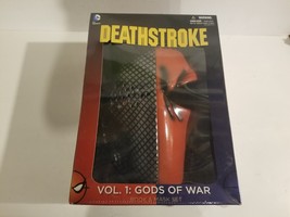DEATHSTROKE Book and Mask Set: Gods Of War by Tony Daniel (2015) - £23.36 GBP