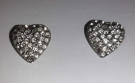 Silvertone Tiny Heart Brooch Pin Encrusted Covered Clear Rhinestones .75&quot; - £11.73 GBP