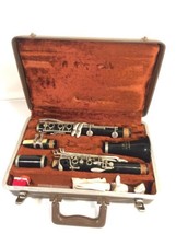 Buescher Aristocrat Student Clarinet With Hard Case - $84.13